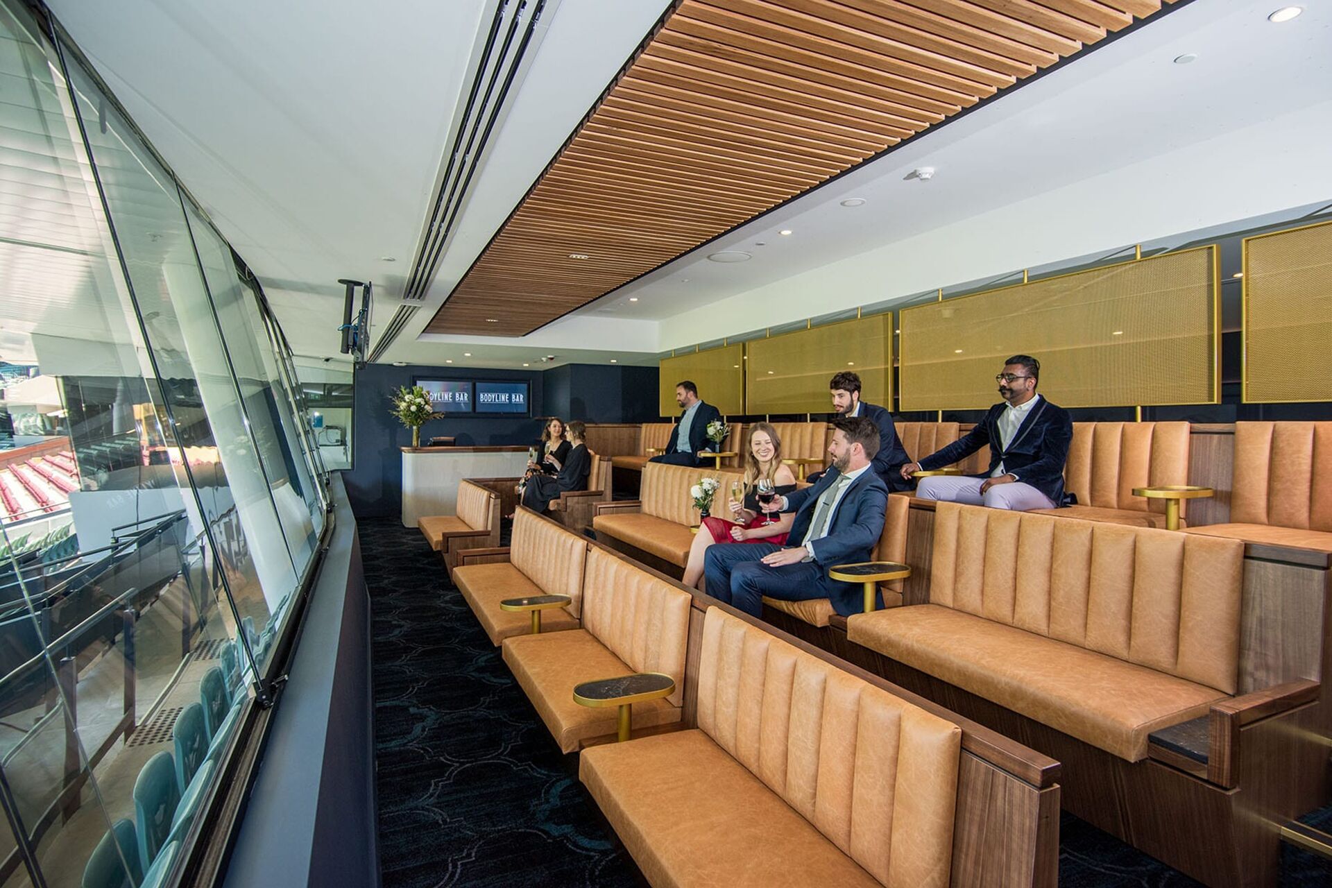 adelaide-oval-bodyline-bar-construction-sa-adelaide-shape-australia_1