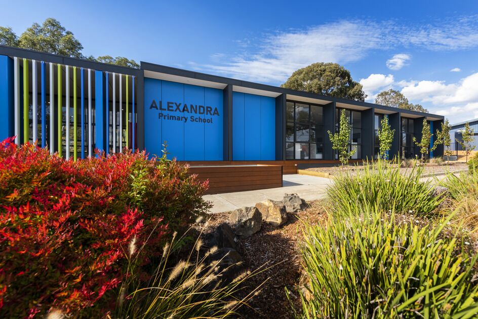 alexandra-primary-school-kinglake-shape-australia_1